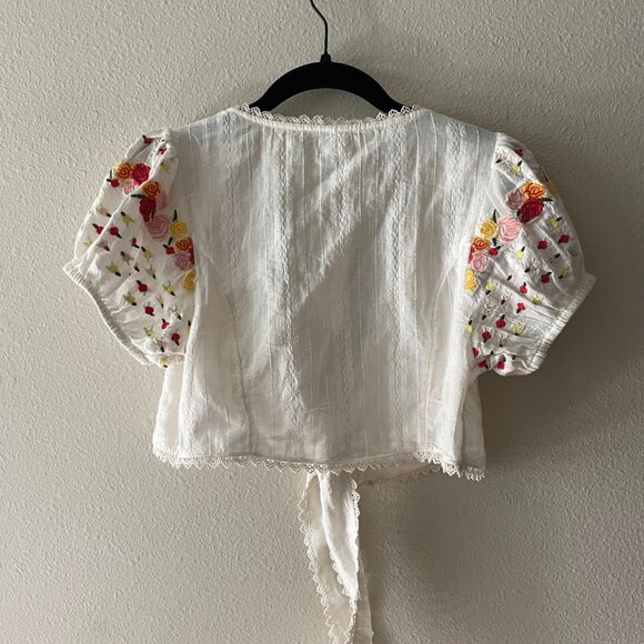 NWT Kimchi Blue Embroidered Cotton Boho Top Urban Outfitters New With Tags M - Picture 3 of 4